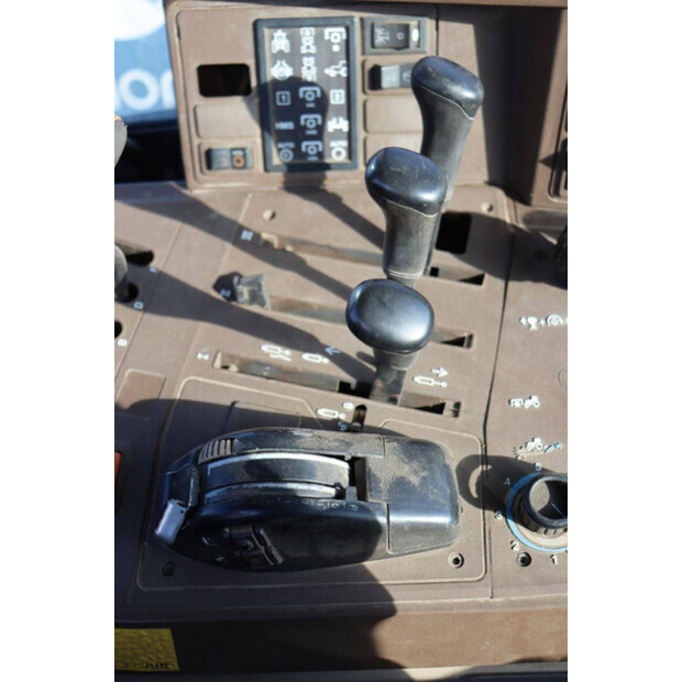 2002 JOHN DEERE 6920S-46699380