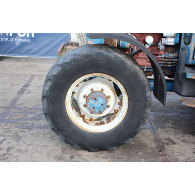 1985 Ford 6610-46699540