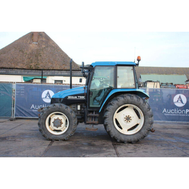 1999 New Holland TS90-46699606