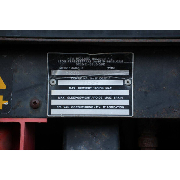 1999 New Holland TS90-46699617