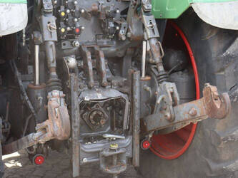 2012-fendt-720-vario-1444120-46699879