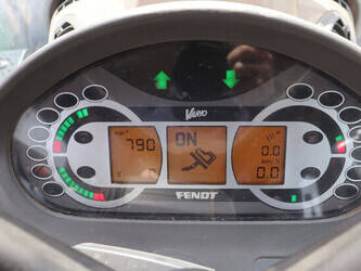 2012-fendt-720-vario-1444120-46699892