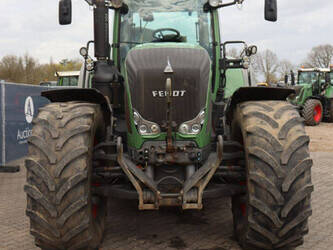 2011-fendt-930-vario-46699915