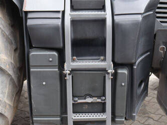 2011-fendt-930-vario-46699935