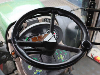 2011-fendt-930-vario-46699940