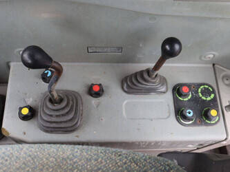 1993-fendt-818-46700030