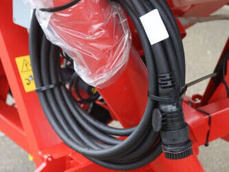 2025-kverneland-df1-hopper-46700197