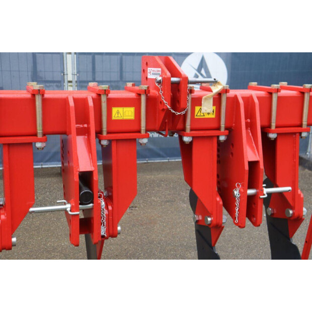 2023 كفرنلاند CLI630-46700235