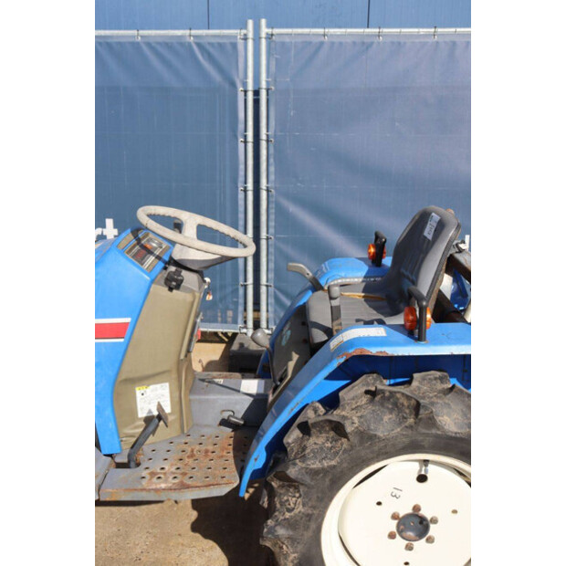 لسكي TM15-46700313