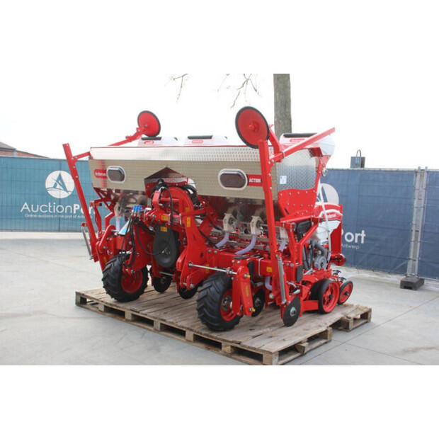 2025 Özduman Action 6-46700432