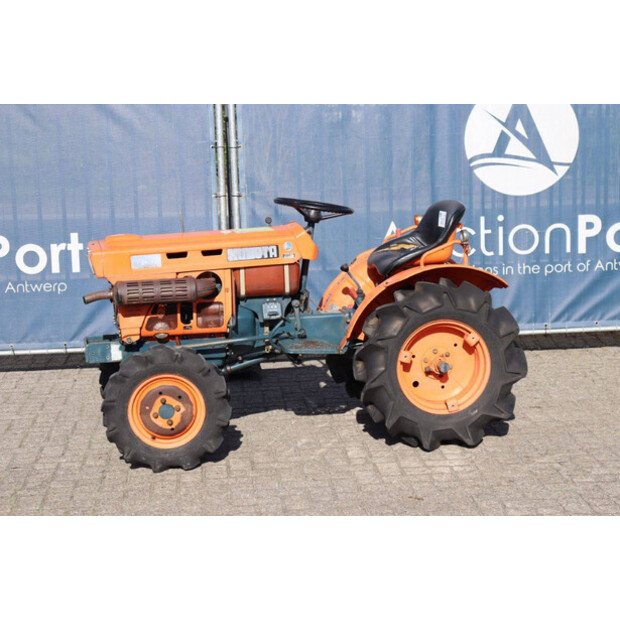 كوبوتا B7001-46700563