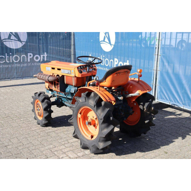 كوبوتا B7001-46700566