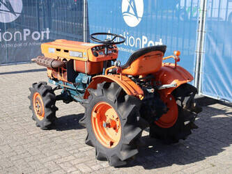 kubota-b7001-1444146-46700566