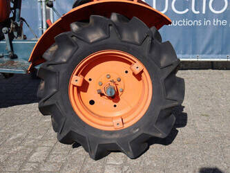 kubota-b7001-1444146-46700578