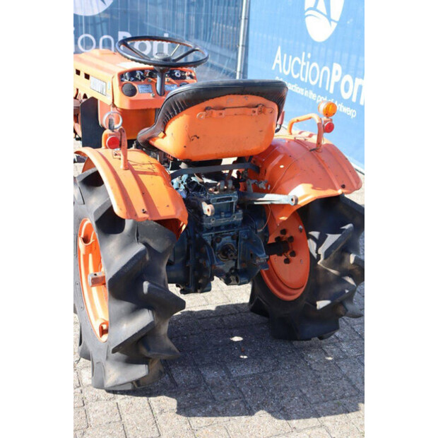 كوبوتا B7001-46700579