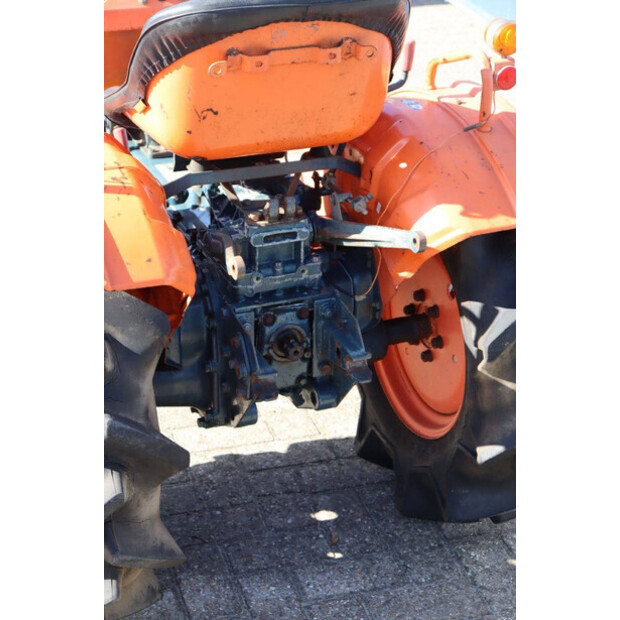 كوبوتا B7001-46700581