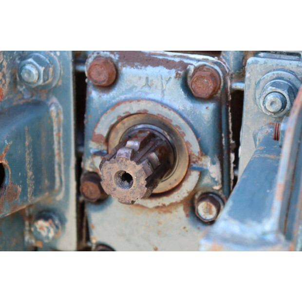 كوبوتا B7001-46700584