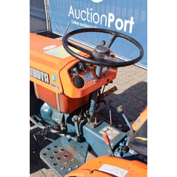 كوبوتا B7001-46700590