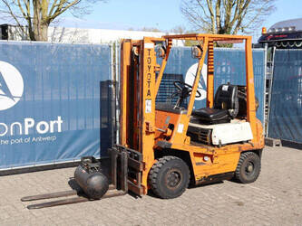 1999-toyota-42-4fg15-1444148-46700653