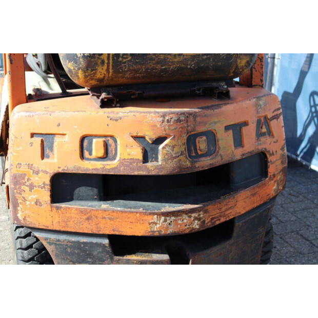 1999 Toyota 42-4FG15-46700665