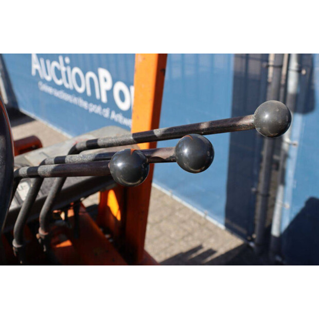 1999 Toyota 42-4FG15-46700675