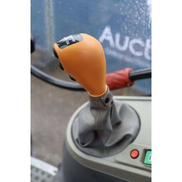 2008 دويتس Agrotron 100-46700750