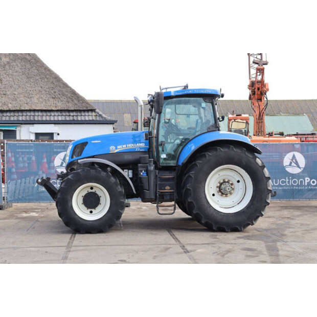 New Holland T7.220-46700873