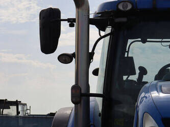 new-holland-t7-220-46700887