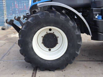 new-holland-t7-220-46700889