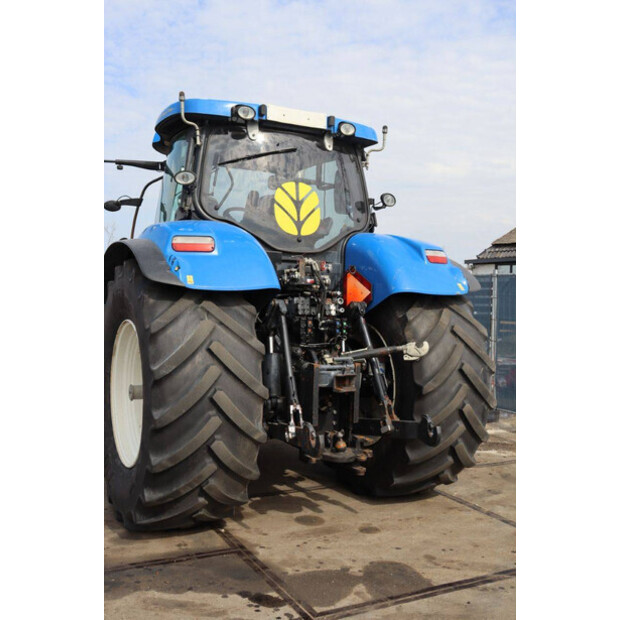 New Holland T7.220-46700892
