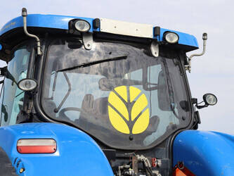 new-holland-t7-220-46700894