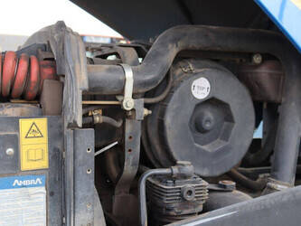 new-holland-t7-220-46700904