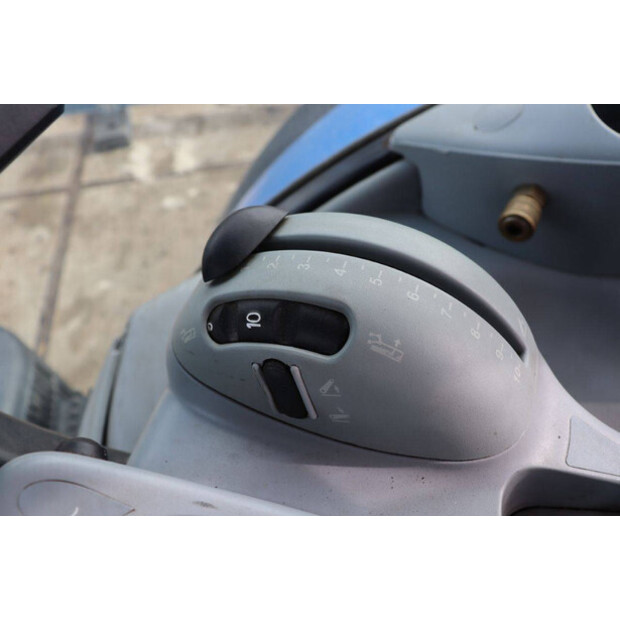 New Holland T7.220-46700919