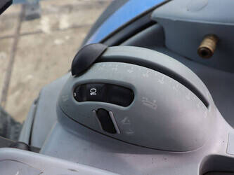 new-holland-t7-220-46700919