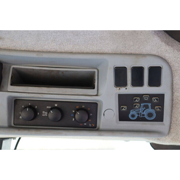 New Holland T7.220-46700923