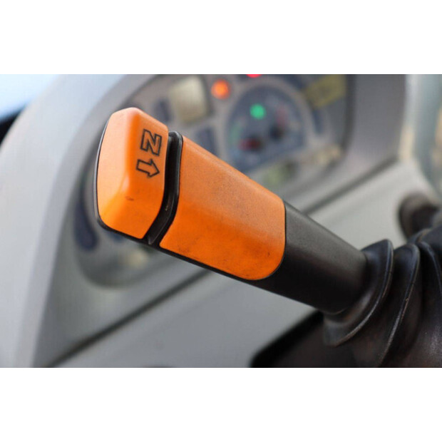 New Holland T7.220-46700930