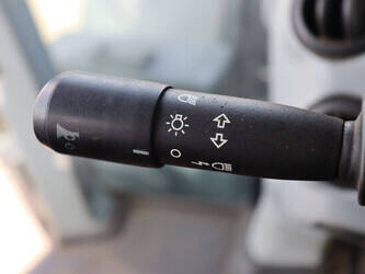 new-holland-t7-220-46700931