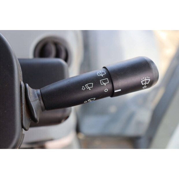 New Holland T7.220-46700932