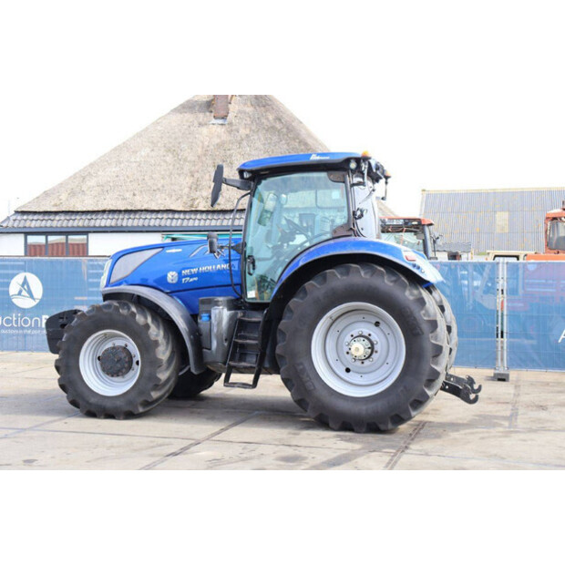 نيو هولاند T7.270AC-46700936