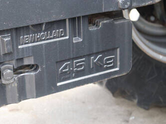 new-holland-t7-270ac-46700947