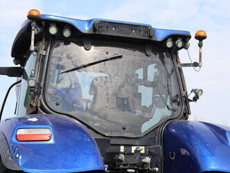 new-holland-t7-270ac-46700957