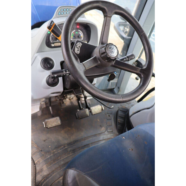 نيو هولاند T7.270AC-46700970