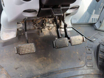 new-holland-t7-270ac-46700972