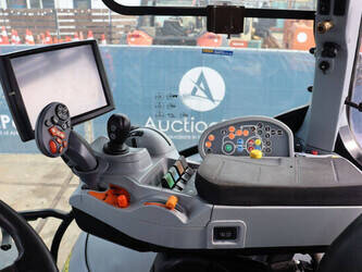 new-holland-t7-270ac-46700973