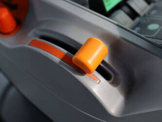 new-holland-t7-270ac-46700981