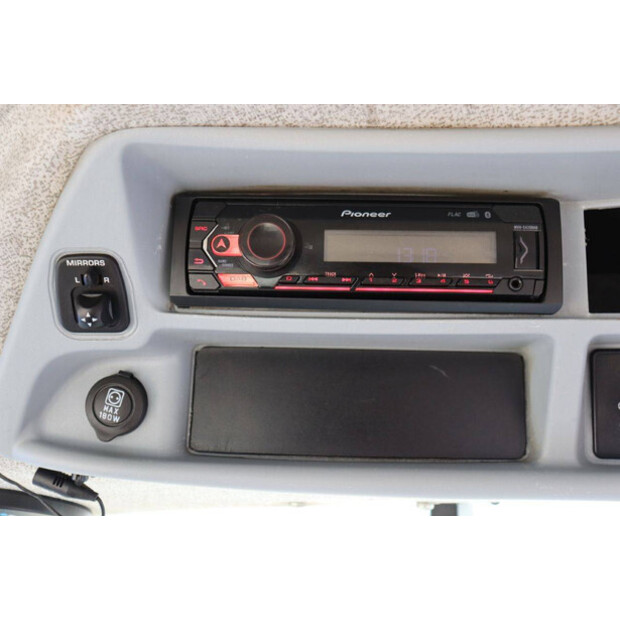 نيو هولاند T7.270AC-46700987