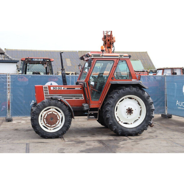 1986 فياتاغري 90-90 DT-46701050