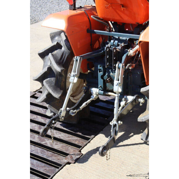 كوبوتا B1402DT-46701966