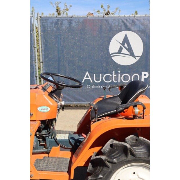 كوبوتا B1402DT-46701969