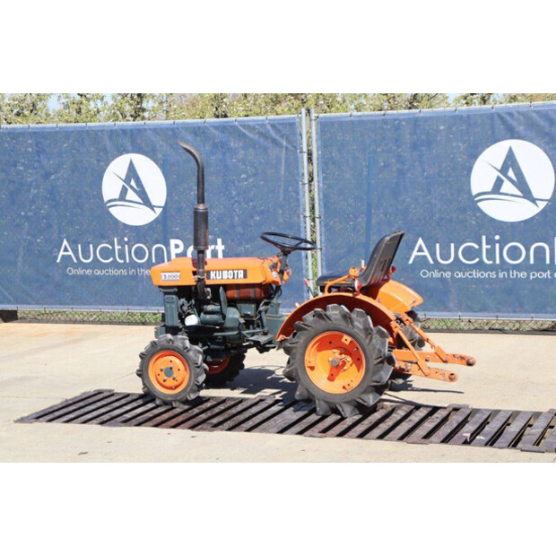 KUBOTA B5000-46702020